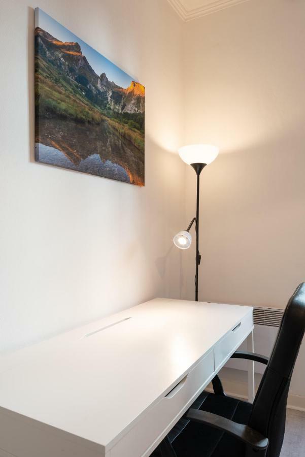Appartement Coeur De Ville - Wifi - Lave-Seche Linge Pau Exterior foto